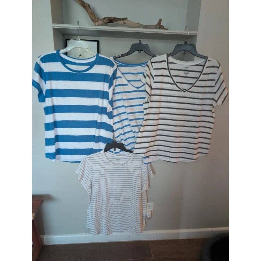 Lot of 4 Sonoma every day tees shirt XL
